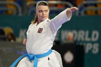Česká karatistka závodila na mistrovství světa v šestém měsíci těhotenství, od lékařů měla zelenou - Sport.cz