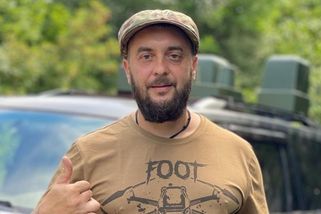 Pokud bude mír za ruských podmínek, okamžitě začnou popravy, říká básník sloužící jako voják v první linii - Novinky