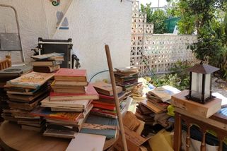 krajskelisty.cz/stredocesky-kraj/30237-az-nahrnu-vsechen-ten-kaleidoskopicky-binec-dovnitr-skocim-na-kolobezku-a-vyrazim-seniorka-jede-na-jih.htm