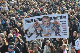 Ráno se Babiš utěšoval, že bude pršet. Odpoledne p...