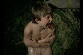 Jak dostat tatínka do polepšovny. Kde se Tomáš Holý otužoval a kde přesně tatínek visel? | Filmlokátor