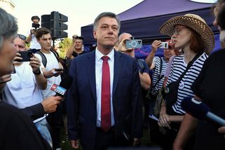 "Blažek není Rakušan. Chodí do hospod sám a pravidelně, protože ho to těší"