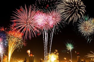 My jsme vážně národ ignorantů. Pyrotechnika bouchala i přes zákazy - Médium.cz