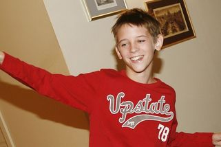 Pamatujete Ondru ze seriálu Horákovi? Dnes září v Kamarádech, svoji lásku poznal na internetu - Médium.cz