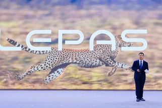 Je Česko připraveno na další novou automobilku? Bez ohledu na odpověď už tu nová auta jsou. A vypadají jako Porsche