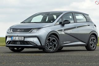 EU asi zruší cla na čínské elektromobily. Drahé zůstanou, více peněz ale půjde do Číny
