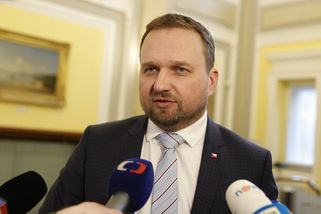 Kdo dosáhne na 5 000 korun za dítě? Stanjura opravil Jurečku - Seznam Zprávy