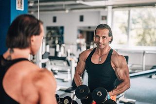 Kulturistka Věra Mikulcová: Z hejtrů si nic nedělám, jsou mi k smíchu - Expres FM