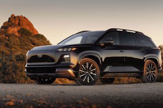 Nové Subaru nabídne tři řady sedadel a 420 koní