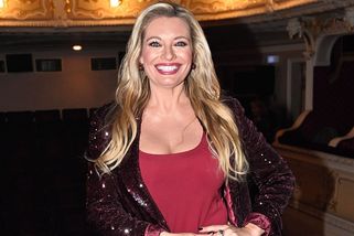 Lucie Borhyová se vyhřívá u moře. Moderátorka v mini předvedla dokonalé nohy