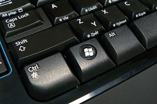 Vnitro zveřejňuje největší dezinformátory - Novinky