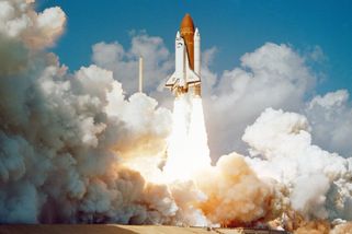 Artemis II: Astronauti NASA letí na Měsíc rychlostí přes 40 000 km/h