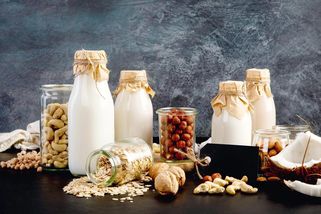 Kondice | Laktóza mizí z lednic: Rostlinná mléka si získávají stále více Čechů