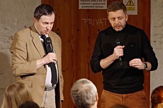 Co dělají Ukrajinci, ptal se diskutér Rakušana. Odpověď dostal od publika - Seznam Zprávy