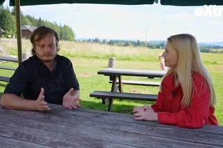 Jakub po natáčení Ano, šéfe! zuří: Ušili na mě podraz, udělali z nás alkoholiky, brání se | Extra v terénu