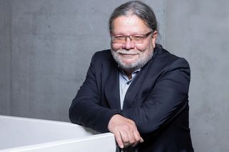 „Nebudu ho poslouchat.“ Vondra odešel z debaty s Ficovým europoslancem - Seznam Zprávy