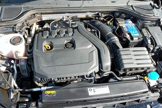 Mechanici jim říkají „tikající bomba pod kapotou“: Seznam motorů, které jsou v Česku populární, ale dnes děsí i servisy