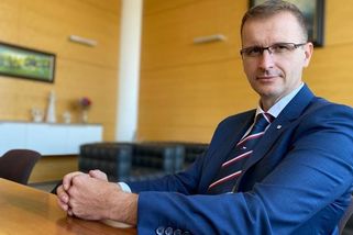 Vláda nechává špinavou práci na nás, říká šéf Asociace krajů - Seznam Zprávy