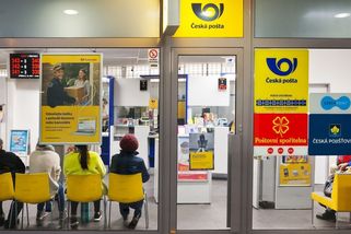 Ověřování podpisů se vzdálí a vyjde dráž - Novinky