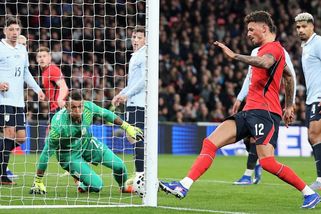 MS fotbal | Anglie v přípravě na MS remizovala s Uruguayí. Španělsko přejelo Srbsko - Sport.cz