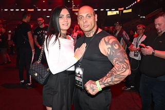 Kotlárova žena vrací úder. Hvězdu Clashe obvinila z domácího násilí a promluvila o zásahu policie