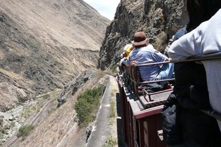 railtarget.cz/osobni-doprava/dabluv-nos-nejkrasnejsi-vyhledy-sveta-na-trati-ktera-si-vyzadala-krutou-dan-11779.html