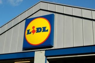 Zákazník šokoval prodavačky v supermarketu: Za toto si odnesl rekordní sumu peněz