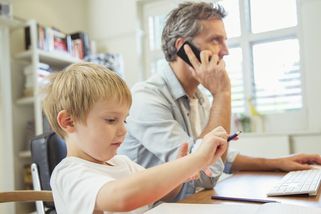 Za home office dostanou lidé 720 korun navíc, navrhuje vláda - Novinky