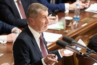 Osud školního stravování je stále nejistý. Babiš umírnil rétoriku o rušení reformy - Novinky