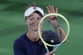 Krejčíková - Pegulaová 6:1, 5:7, 6:0, Krejčíková je ve finále turnaje v Dubaji! Lehečka zahodil proti Murraymu pět mečbolů - Sport.cz