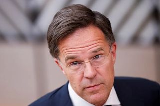 Putin díky bezpečnostním zárukám už nikdy nezaútočí, řekl ČT Rutte
