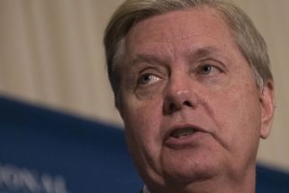 Senátor Graham: „Katastrofa. Zelenskyj buď musí rezignovat a poslat někoho, s kým můžeme obchodovat, nebo se změnit“ - Echo24.cz