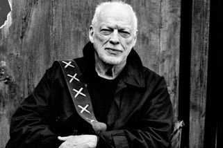 Nejdražší kytara na světě. Gilmourův Stratocaster se prodal za 300 milionů korun | Headliner