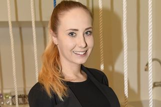 Doutníček a relax v exotice: Grossová provokovala sexy křivkami z pláže. Chceme světový mír, hlásala s přítelem - Super.cz