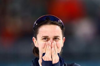 Emotivní sbohem. Sáblíková plakala už na startu, poslední kolo zvolnila kvůli ovacím