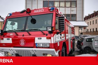 Nevěříme vlastním očím, říkají hasiči. Měli problém se dostat na vlastní základnu