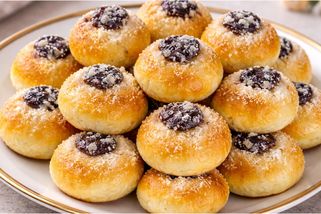 Jako od babičky, ale bez práce: Bleskové koláčky s povidly a tvarohem, co vydrží měkké i tři dny