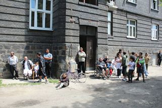 Úředníci se hádají kvůli lidem, kteří už 30 let nepracují a pobírají dávky. "Nemluvte o nich, je to trestný čin." - Mix24.cz