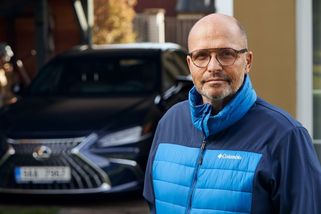 Zdeněk Pohlreich slaví 67 let: Začínal v embéčku a první pokutu dostal od spolužáka - Garáž.cz