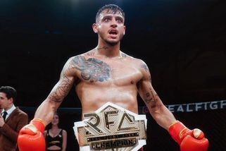 Žiju si svůj sen. Sivák je stále neporažen, získal titul. Japonec jasně prohrál