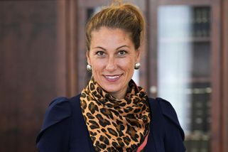 Záchodovka Decroix a budoucí prezidentka