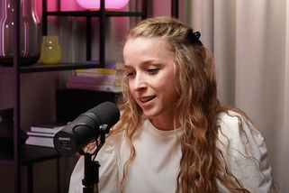 SportWin » Zimní sporty » Biatlon musí stranou. Davidová mluví o realitě, kterou fanoušci nevidí. Místo návratu na vrchol řeší