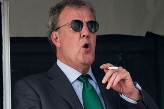 Jeremy Clarkson si opět nebral servítky: Tohle je podle něj mimořádně ošklivé auto! Souhlasíte? - Garáž.cz