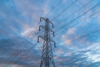 ČEZ i další distributoři dávají podmínku na určitou denní dobu vypnout topení. Kdo ji poruší, hrozí mu pokuta