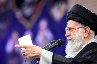 "Tyran už není." Chameneí je mrtvý, tělo měli vidět Izraelci i Trump