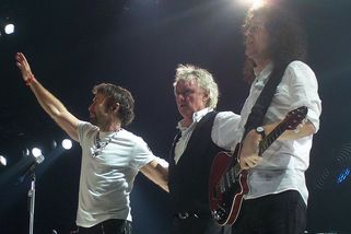 Lze nahradit Freddieho aneb když Queen vyjeli na turné s Paulem Rodgersem - Médium.cz