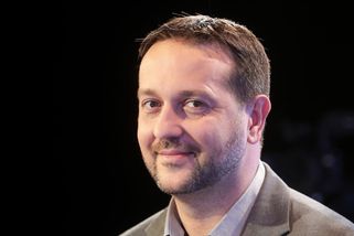 Nové školní stravování? Babiš podlehl dezinformacím, o problému obezity dětí ale ví, míní Maďar