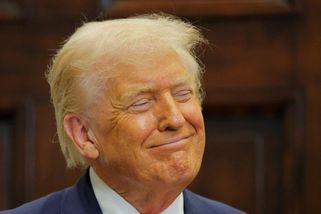 Komentář: Nezištně jsme jim pomohli, teď musí podpořit oni nás. Trump pohrozil Evropě i NATO