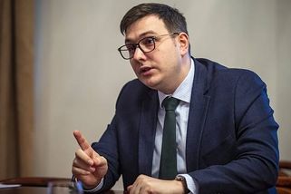 Jan Lipavský: Tvrzení, že vláda pomáhá Ukrajincům víc než Čechům, je lež