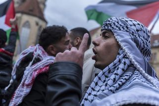 Bild otiskl dopisy zoufalých Němců - Novinky